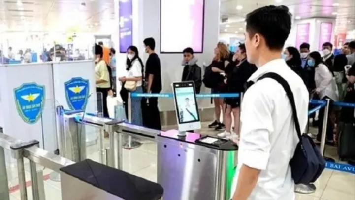 Tự động hóa thủ tục bay để di chuyển thông minh